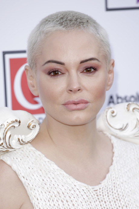 Rose Mcgowan Blasts Alyssa Milano On Twitter And Brands Her As A Fraud Who Hijacked Metoo After Co Backed