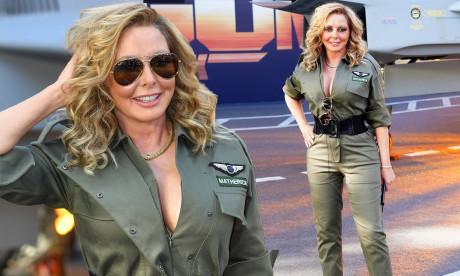 Carol Vorderman Sizzles In Her Busty Khaki Flight Suit At Top Gun Maverick Uk Premiere Mail