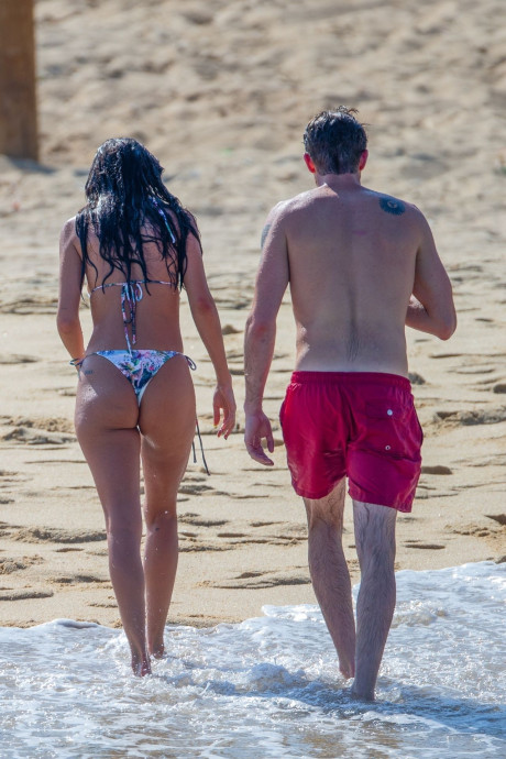 Chantel Jeffries Cools Off At The Beach In Cabo San Lucas 29 Celebrite