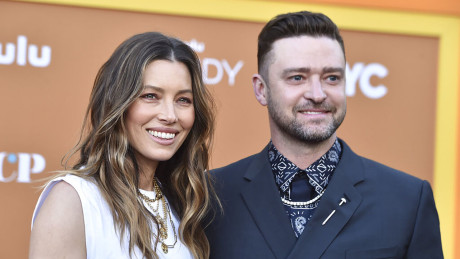 Justin Timberlake Joins Wife Jessica Biel In Episode
