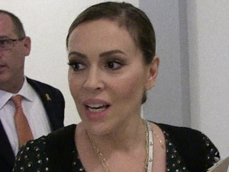 Alyssa Milano Speaks On Giving Cpr To Uncle After Attack